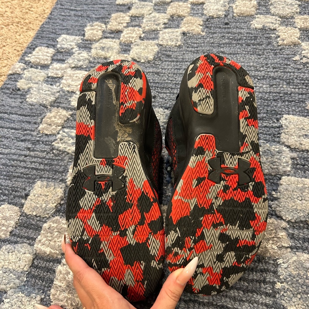 Under armor shoes